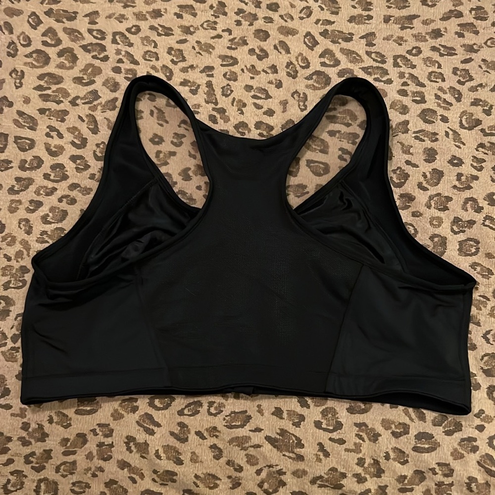 🐷 🆕 Arabella Front Zip Sports Bra 🐷 - Picture 5 of 11